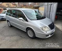 Lancia Phedra 2.0 MJT 136 CV Platino