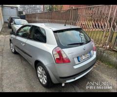 Fiat Stilo 1.9 MJT 120 CV 3 porte Dynamic