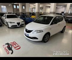 Lancia Ypsilon 1.2 69 CV 5 porte Gold