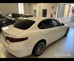 Alfa Romeo Giulia 2.2 Turbodiesel 180 CV AT8 Super - 4