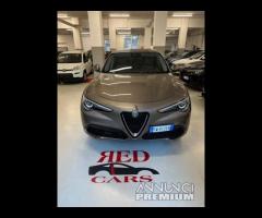 Alfa Romeo Stelvio 2.2 Turbodiesel 190 CV AT8 RWD