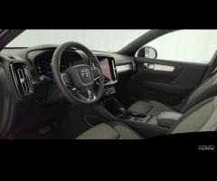 VOLVO XC40 2.0 b3 Core auto