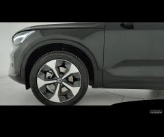 VOLVO XC40 2.0 b3 Core auto - 11