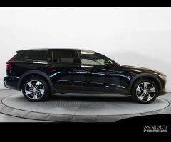 VOLVO V60 Cross Country B4 (d) AWD Business Pro