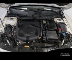 MERCEDES-BENZ GLA 200 d Sport - 15