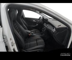 MERCEDES-BENZ GLA 200 d Sport - 20