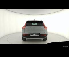 VOLVO XC40 2.0 b3 Core auto - 4