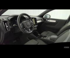 VOLVO XC40 2.0 b3 Core auto - 5