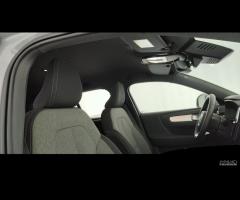 VOLVO XC40 2.0 b3 Core auto - 10