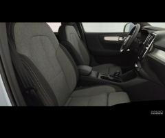 VOLVO XC40 2.0 b3 Core auto - 16