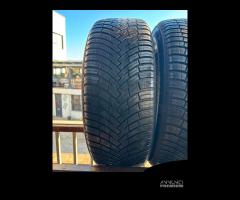 Coppia gomme Pirelli 215 55 17 4 stagioni