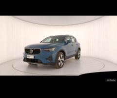 VOLVO XC40 2.0 b3 Core auto - 1