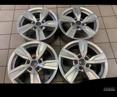 Cerchi in lega 16 originali audi A3 A4 A6 Q2 Q3