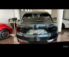 BMW iX xdrive50 pacchetto sportivo - 17