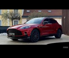 ASTON MARTIN DBX707 4.0 auto