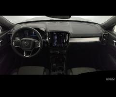 VOLVO XC40 2.0 b3 Core auto - 9