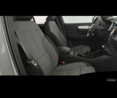 VOLVO XC40 2.0 b3 Core auto - 16