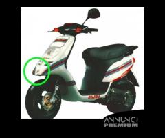 Adesivo scudo anteriore Gilera Typhoon - 296887