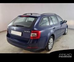 SKODA OCTAVIA WAGON 1.6 TDI CR Ambition - 5