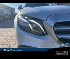 Mercedes-Benz Classe E E 220 D PREMIUM 4MATIC... - 11