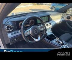 Mercedes-Benz Classe E E 220 D PREMIUM 4MATIC... - 19