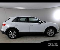 AUDI Q3 35 TDI quattro S tronic Business - 2