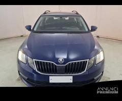 SKODA OCTAVIA WAGON 1.6 TDI CR Ambition - 3