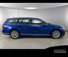 VOLKSWAGEN PASSAT VARIANT 2.0 TDI SCR EVO 110kW Bu - 1