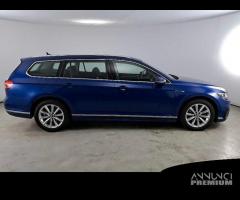 VOLKSWAGEN PASSAT VARIANT 2.0 TDI SCR EVO 110kW Bu