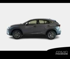 LEXUS NX 300h Hybrid Business 4WD - 2