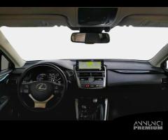 LEXUS NX 300h Hybrid Business 4WD - 3