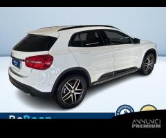 Mercedes-Benz GLA 200 D SPORT AUTO - 8