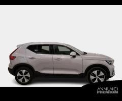 VOLVO XC40 T4 Recharge Plug-in auto Core - 1