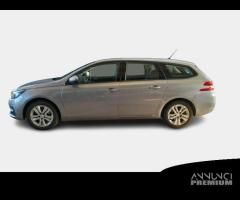 PEUGEOT 308 WAGON Business BlueHDi 130 EAT8 S/S au - 2