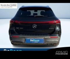 Mercedes-Benz EQA 300 PREMIUM 4MATIC