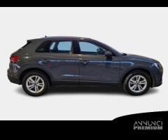 AUDI Q3 35 TDI S tronic Business