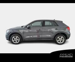 AUDI Q2 1.6 30 TDI BUSINESS S TRONIC - 2