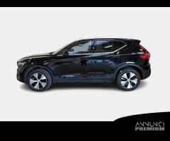 VOLVO XC40 T4 Recharge Plug-in auto Core - 2