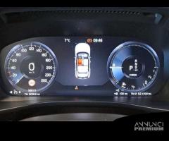 VOLVO XC40 T4 Recharge Plug-in auto Core - 4