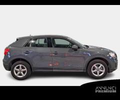 AUDI Q2 1.6 30 TDI BUSINESS S TRONIC - 1