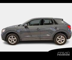 AUDI Q2 1.6 30 TDI BUSINESS S TRONIC - 2