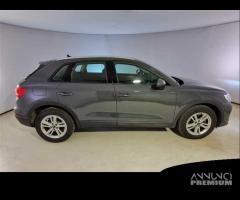 AUDI Q3 35 TDI S tronic Business