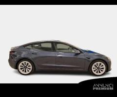 TESLA MODEL 3 75 kWh Long Range Dual Motor AWD 4 P