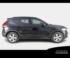 VOLVO XC40 D3 Geartronic Momentum Core MY21