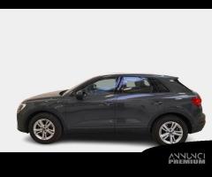 AUDI Q3 35 TDI S tronic Business