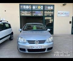 VOLKSWAGEN Golf 5ª 06. 2007 cv 105