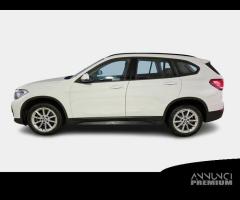 BMW X1 sDrive 18d Business Advantage Autom. - 2