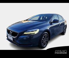 VOLVO V40 D3 Geartronic Business Plus 5 PORTE