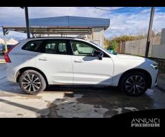 VOLVO XC60 B4 D automatico Plus Dark