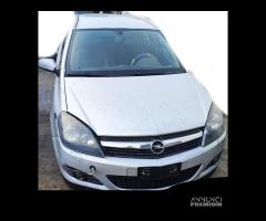 Ricambi Opel Astra SW 1.9 CDTi del 2005